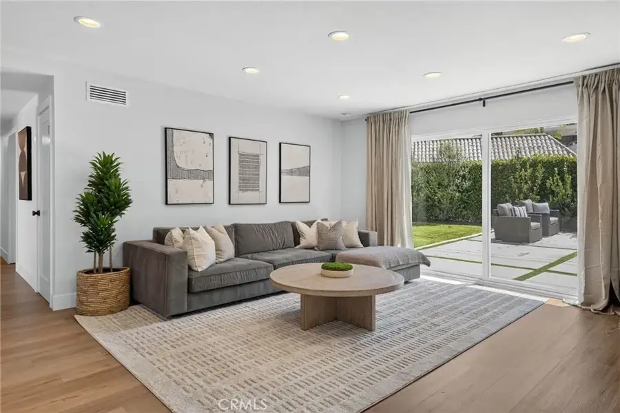 3124 Trinity, Costa Mesa, CA 92626 - #2