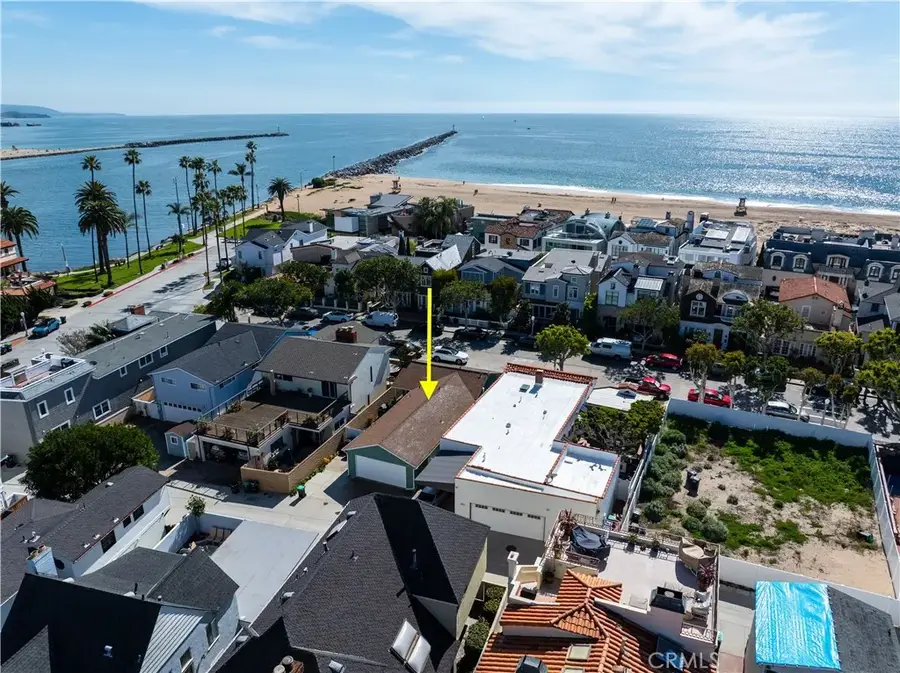 2156 E Ocean, Newport Beach, CA 92661 - #3