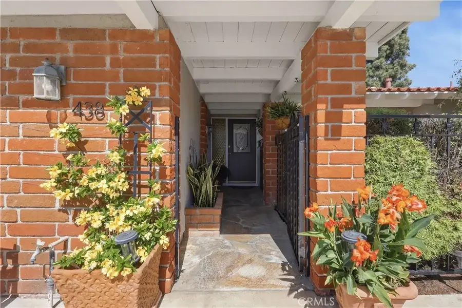 438 Vista Parada, Newport Beach, CA 92660 - #3