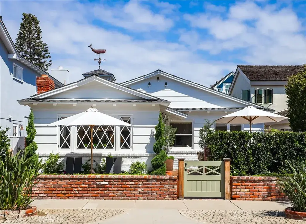 2004 E Ocean Boulevard, Newport Beach, CA 92661 - #1