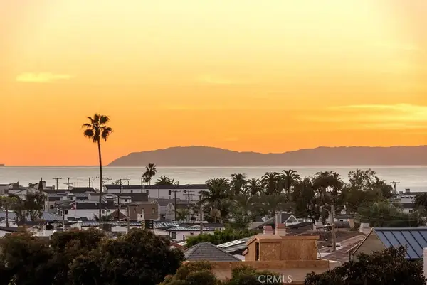 3501 Daffodil Avenue #16, Corona Del Mar, CA 92625