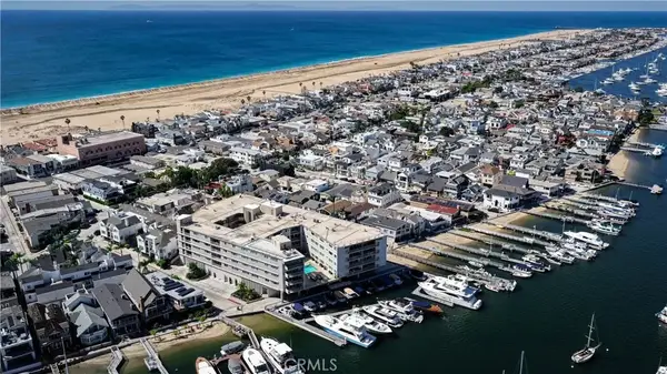 310 Fernando Street #208, Newport Beach, CA 92661