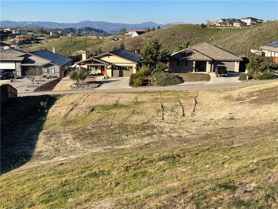 201 Catalina, Paso Robles, CA 93446 - Image #3