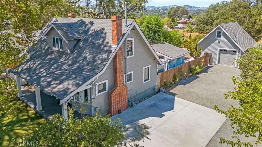 8955 Curbaril Avenue, Atascadero, CA 93422 - Image #1