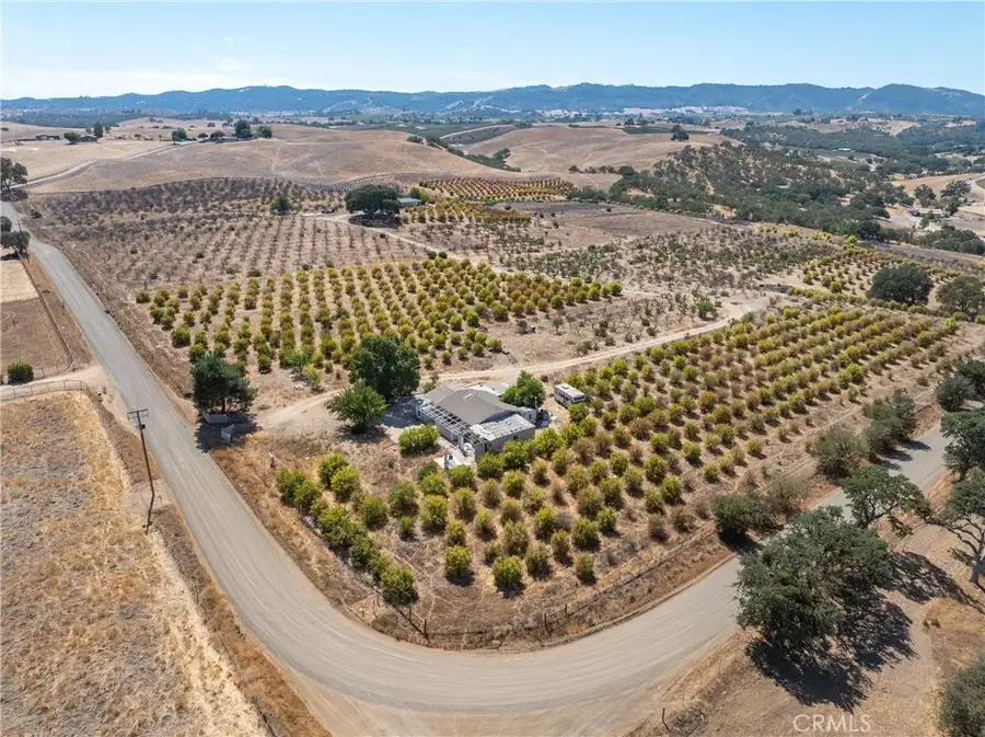 27 Wellsona, Paso Robles, CA 93446 - Image #3