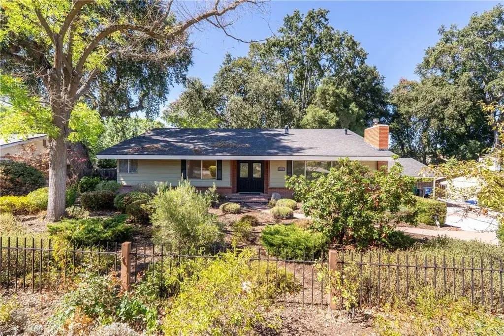 8120 Azucena, Atascadero, CA 93422 - Image #1