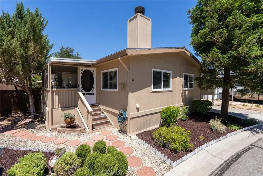 35 Via Santa Barbara, Paso Robles, CA 93446 - #1
