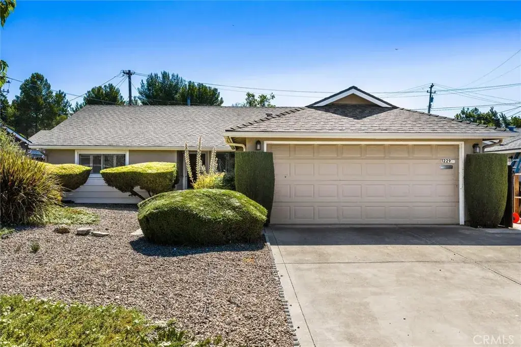 1229 Dorothy, Paso Robles, CA 93446 - #1