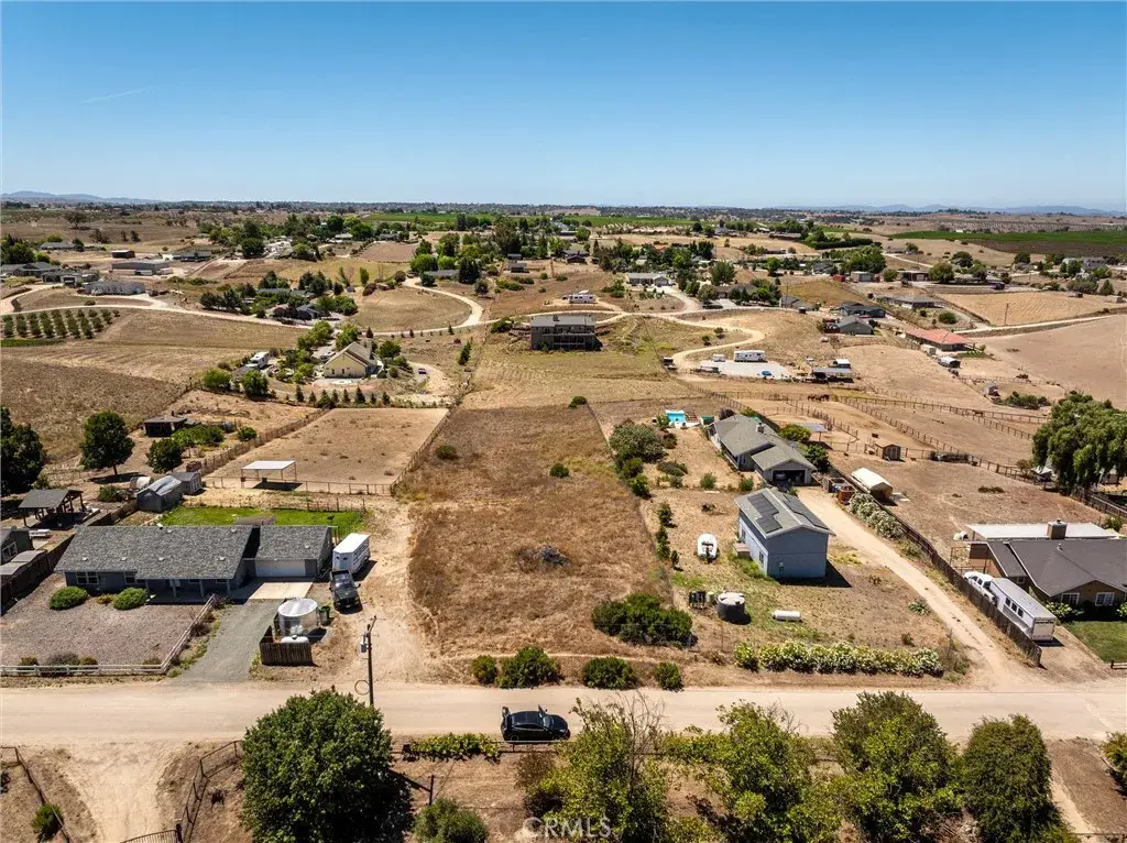 8290 Plane View, Paso Robles, CA 93446 - #1