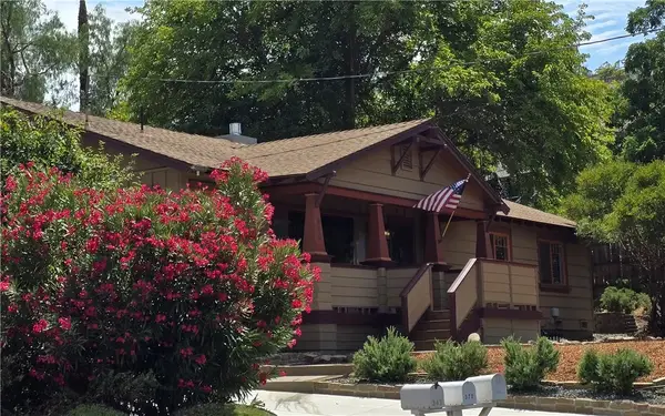 370 Pacific Avenue, Paso Robles, CA 93446