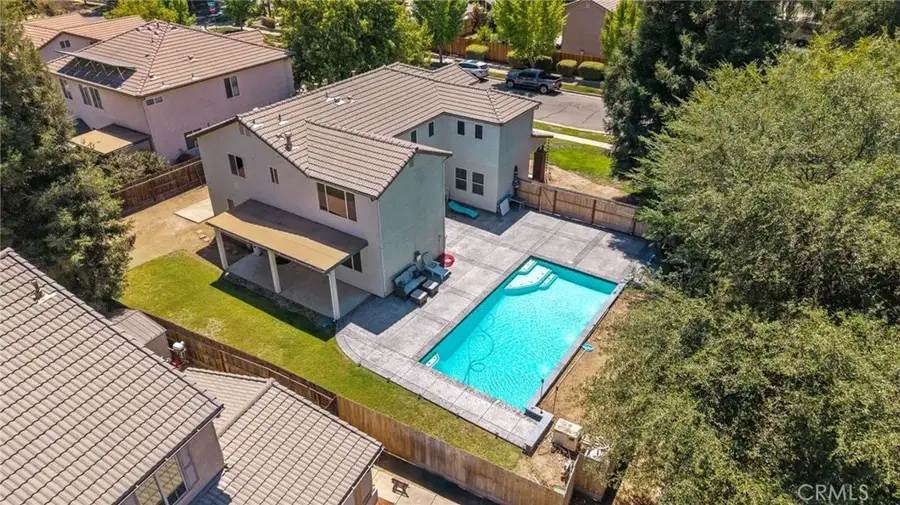 3320 W Glendale Avenue, Visalia, CA 93291 - #3