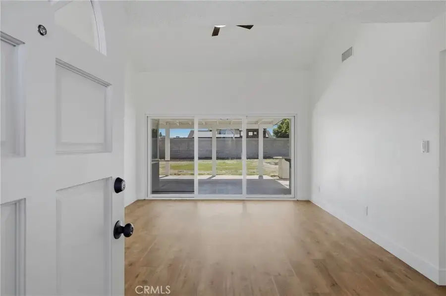 6200 Summerfield, Bakersfield, CA 93313 - #3