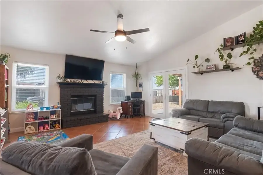140 Mesa Grande, Shandon, CA 93461 - #3