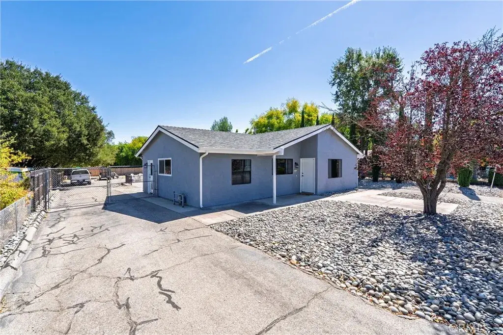 8882 Palomar, Atascadero, CA 93422 - #1