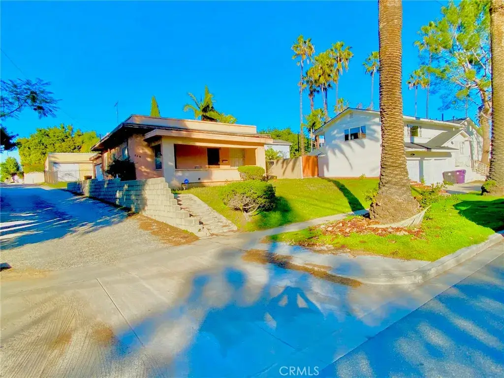 119 W 36th Street, Long Beach, CA 90807 - Image #1