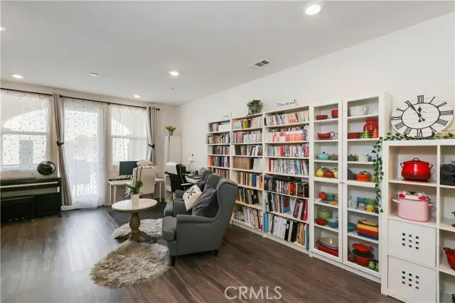 10274 Artesia Boulevard, Bellflower, CA 90706 - Image #1