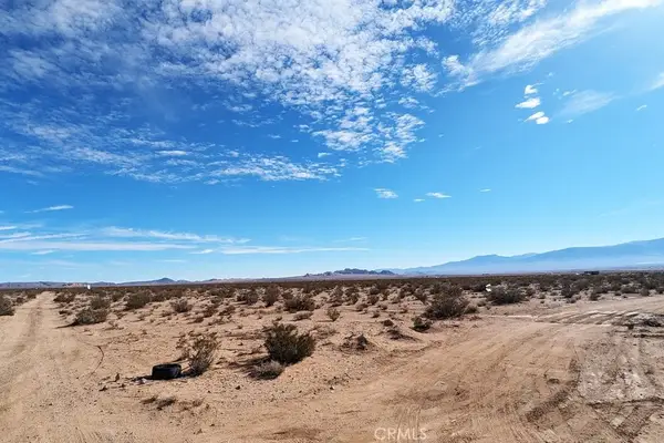 7 Northside Rd, Lucerne Valley, CA 92356