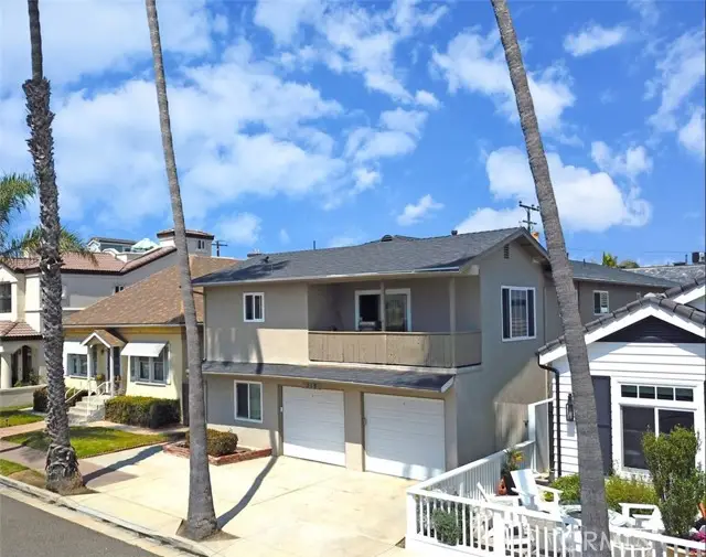 215 6th Street, Seal Beach, CA 90740 - Image #3