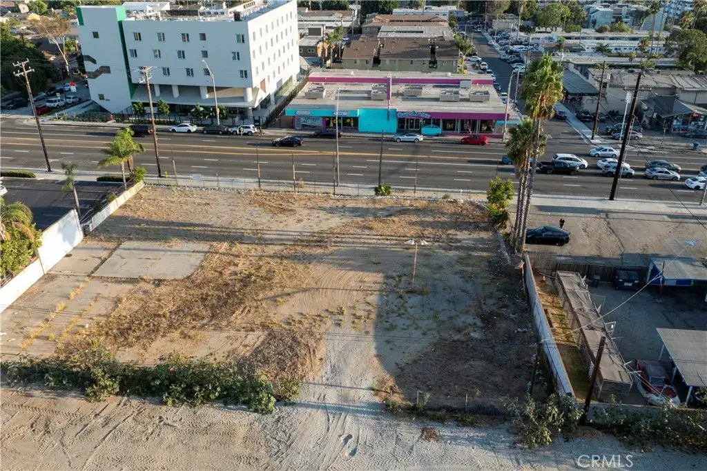 3527 Pacific Coast Hwy, Signal Hill, CA 90755 - Image #1