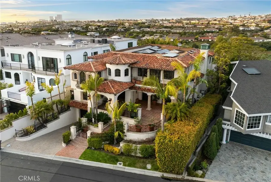 445 Isabella Ter, Corona Del Mar, CA 92625 - Image #3