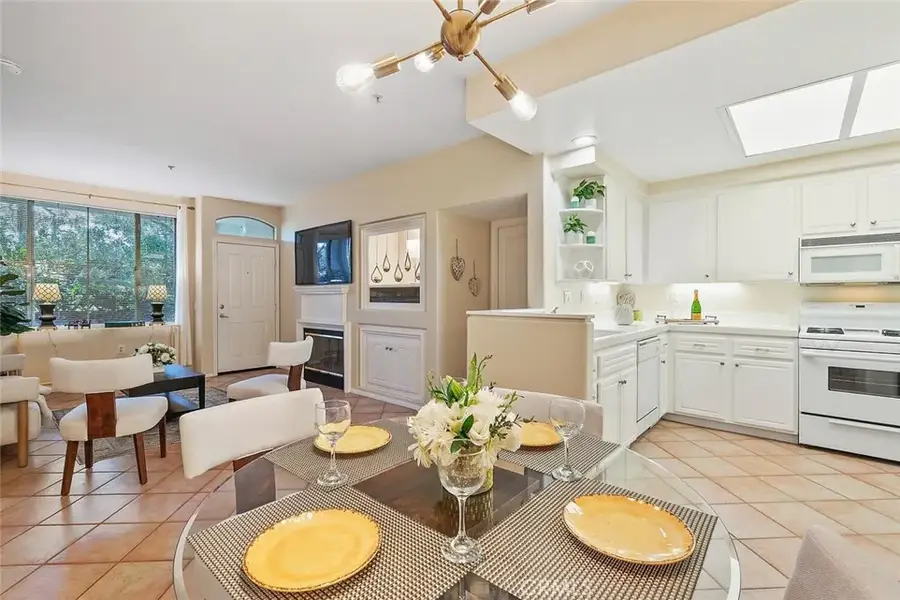 1703 Solvay Aisle #106, Irvine, CA 92606 - Image #3