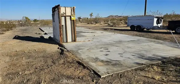 57186 Karol, Landers, CA 92285