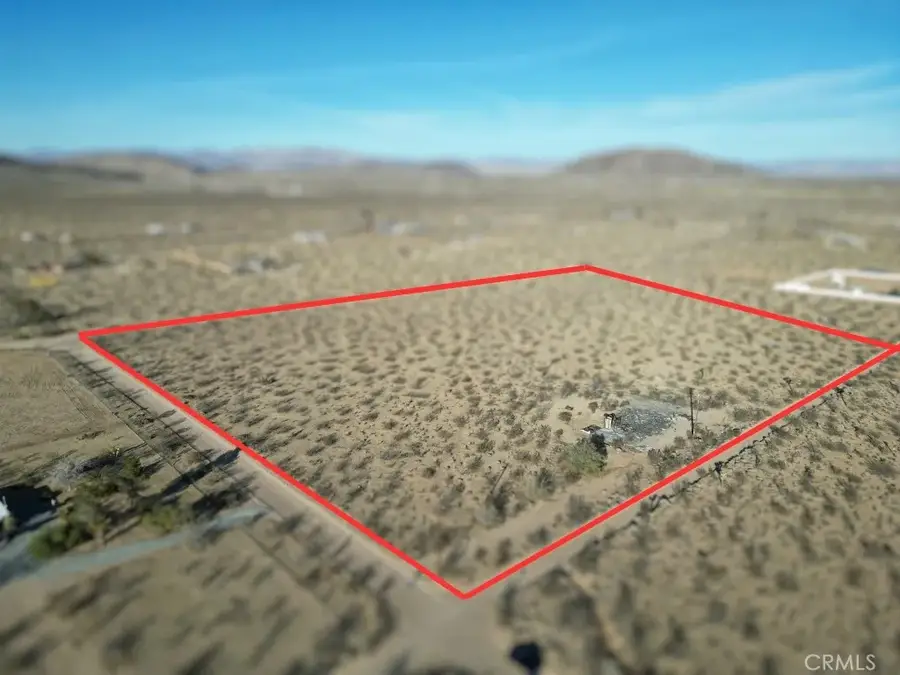 57186 Karol, Landers, CA 92285 - Image #3