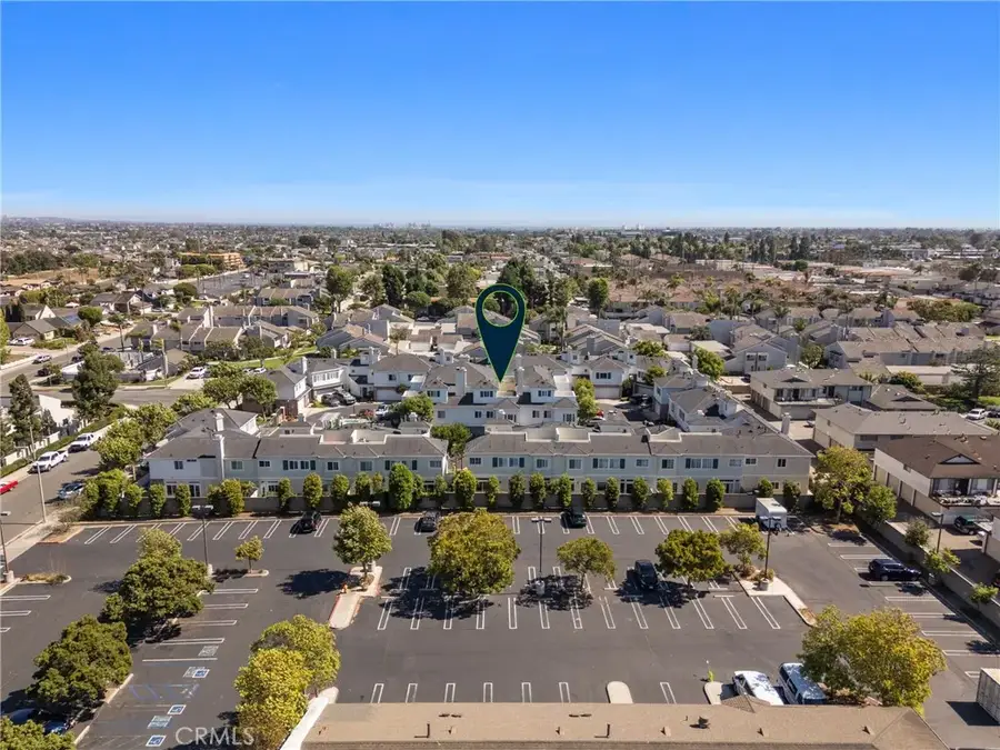 18723 Chapel Lane, Huntington Beach, CA 92646 - Image #2