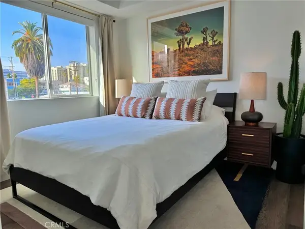 1245 N New Hampshire Avenue #4, Los Angeles, CA 90029