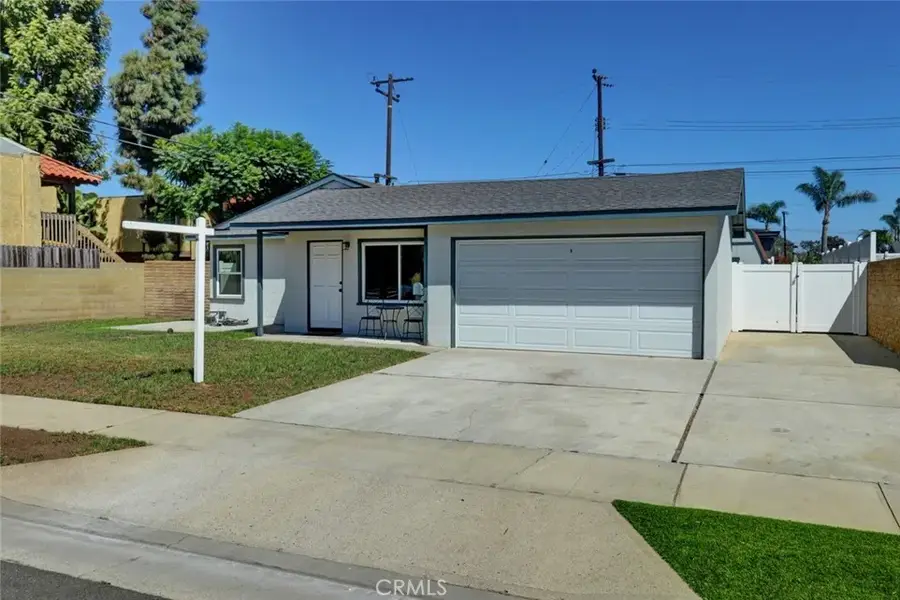 18862 Carolyn Lane, Huntington Beach, CA 92646 - Image #2