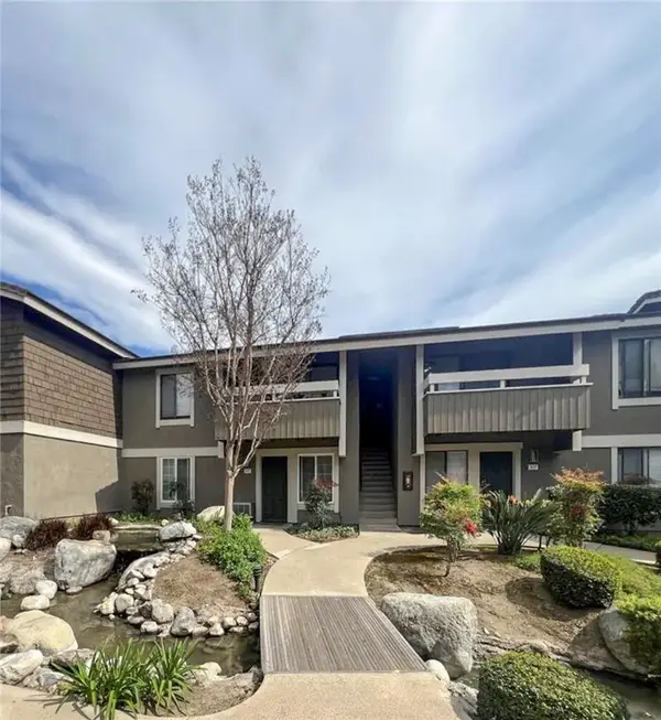 306 Streamwood, Irvine, CA 92620