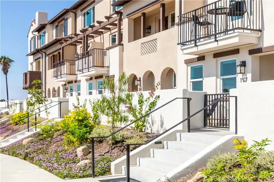 107 Evergreen Lane, Claremont, CA 91711 - Image #2