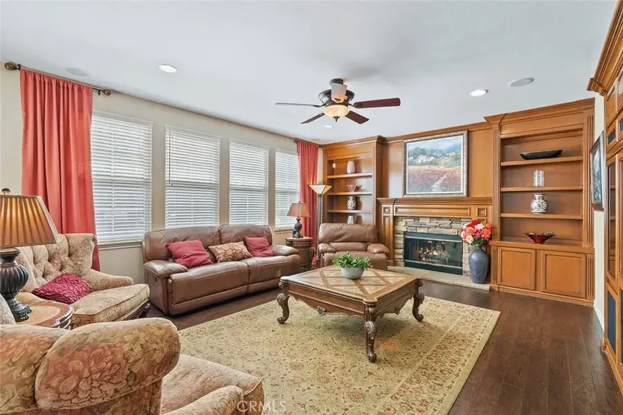 28 Malibu, Irvine, CA 92602 - Image #3