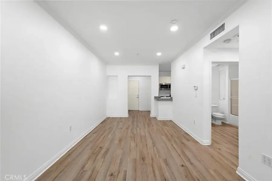 3131 Watermarke Place, Irvine, CA 92612 - Image #3