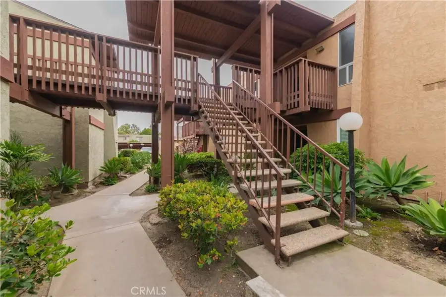1000 W Macarthur Boulevard #13, Santa Ana, CA 92707 - Image #2