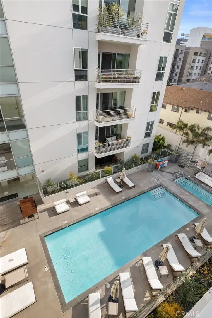 6735 Yucca St #404, Hollywood, CA 90028 - Image #1
