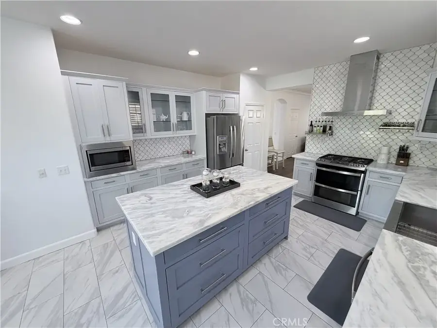 543 Garden Avenue, Pomona, CA 91767 - Image #2