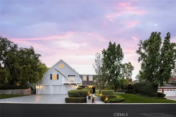 24992 Buckskin Drive, Laguna Hills, CA 92653