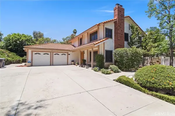 162 Lakeside Avenue, Redlands, CA 92373