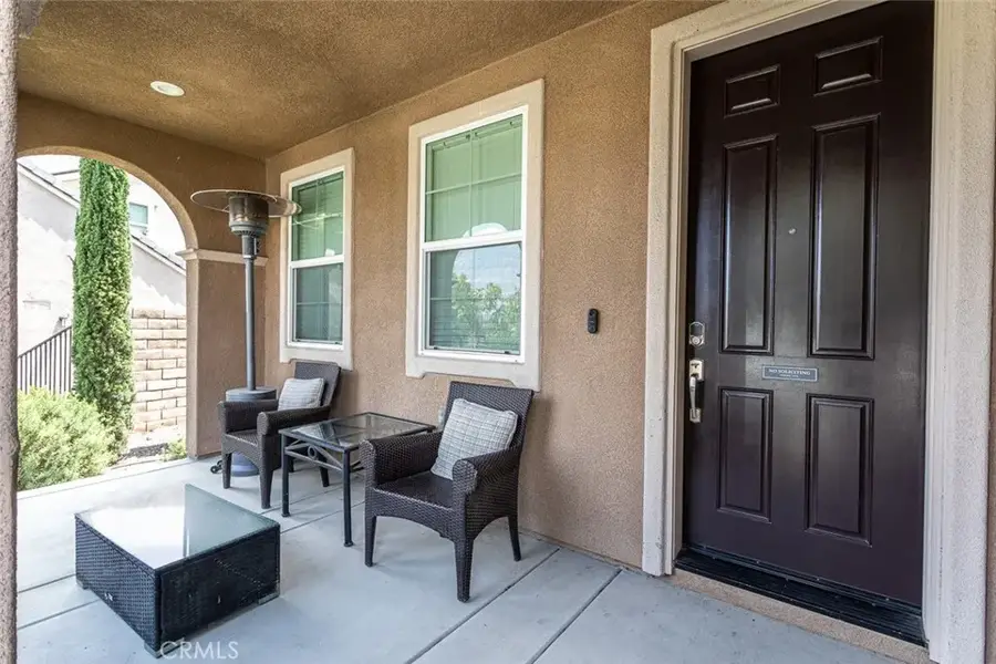 17122 Broken Rock Court, Riverside, CA 92503 - Image #2