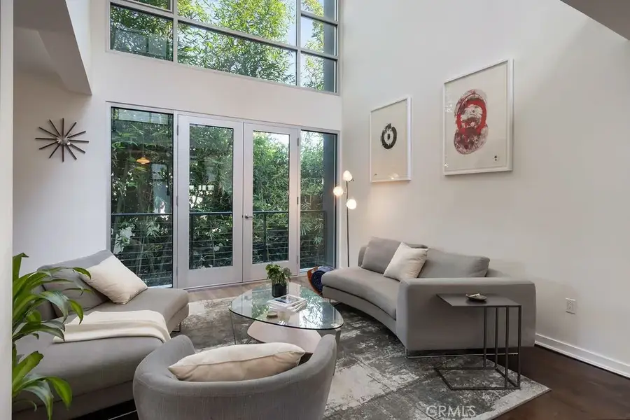 4111 W Sunset Boulevard #220, Los Angeles, CA 90029 - Image #2