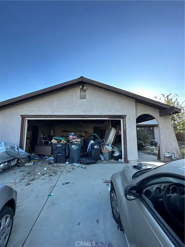 43815 Gillan Avenue, Lancaster, CA 93535