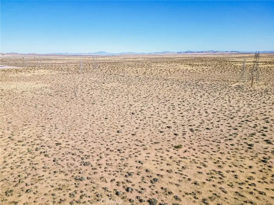 1000 Roy, Hinkley, CA 92347 - Image #3