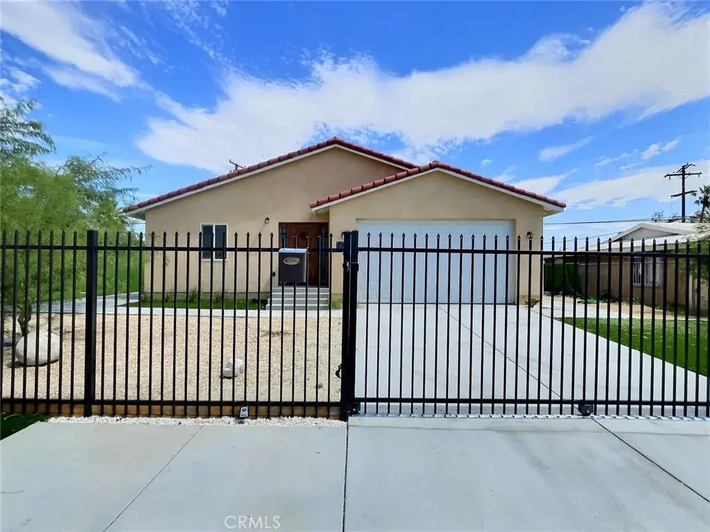 378 W Rosa Parks Road, Palm Springs, CA 92262 - Image #1