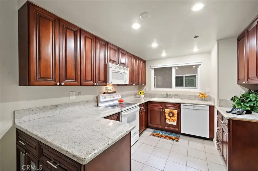 3304 Via Carrizo #O, Laguna Woods, CA 92637 - Image #2