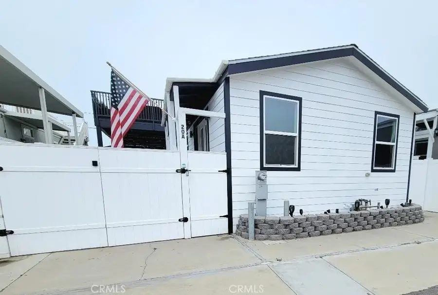 21752 Pacific Coast Hwy. #20A, Huntington Beach, CA 92646 - Image #2