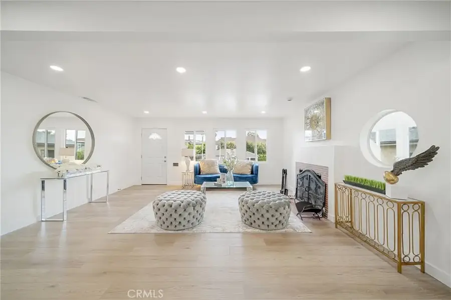 5057 Inaglen Way, Los Angeles, CA 90043 - Image #3