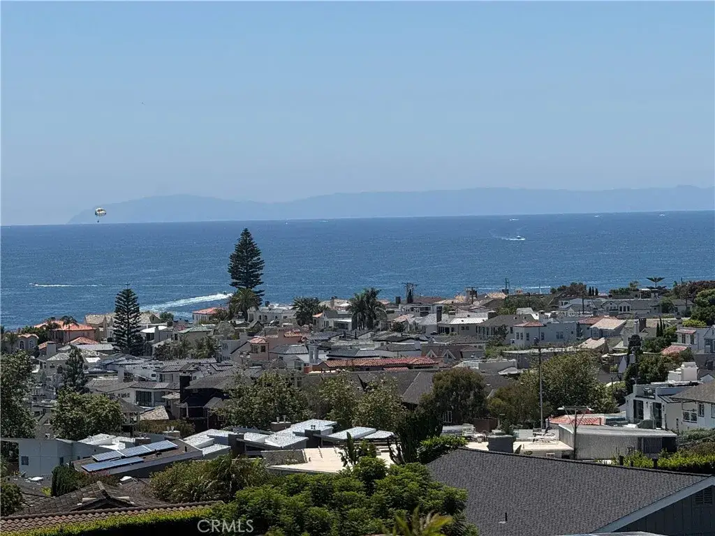 424 Mendoza Terrace, Corona Del Mar, CA 92625 - Image #1