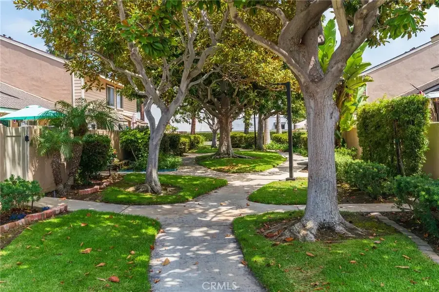 7921 Nomad Circle, Huntington Beach, CA 92648 - Image #2