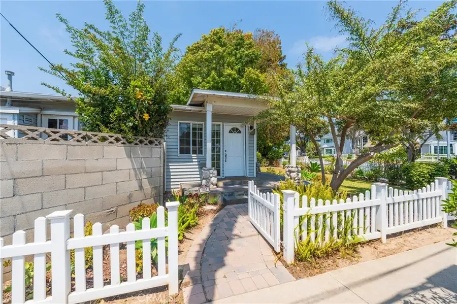 1701 Lake Street, Huntington Beach, CA 92648 - Image #2